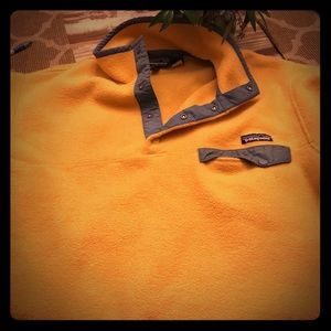 Patagonia men’s medium fleece pullover